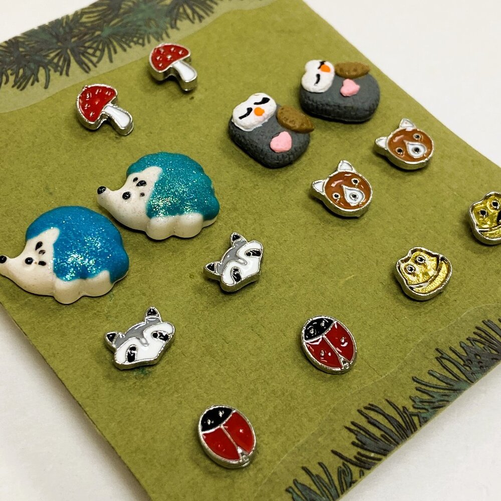🦚 10 for $10 🦚 Woodlands Themed Earrings Set